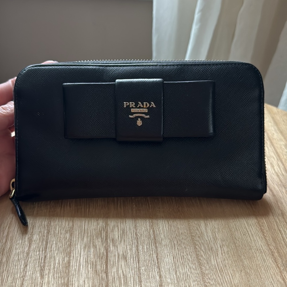 Prada Saffiano Learher Bow Zip Wallet